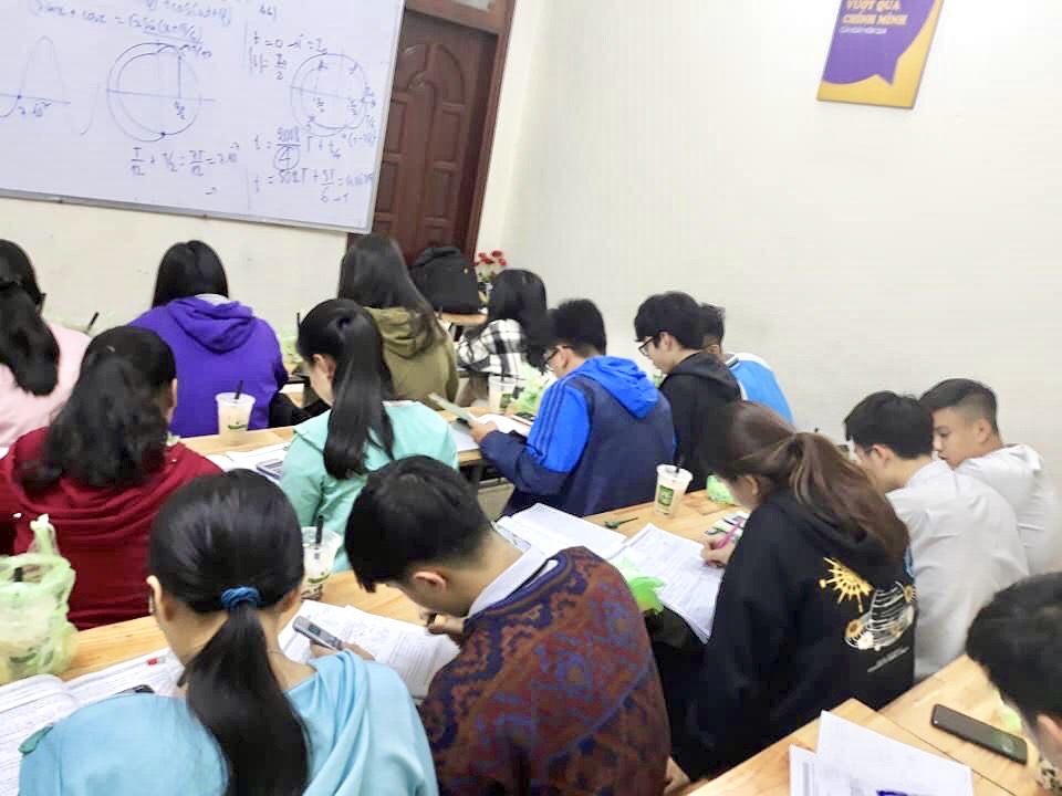 Cho thuê phòng dạy giá cực rẻ tại Đà Nẵng